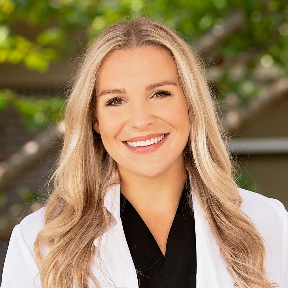 Mimi Henderson 1000x1000